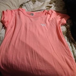 Vs pink tee